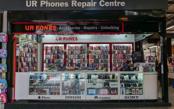 UR Phone stall