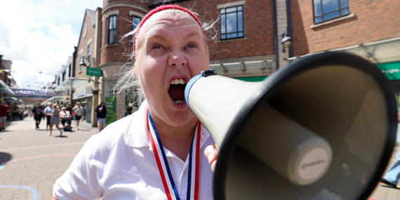Wonky Olympics performer