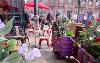 Outdoor seating at Cherry Pie
