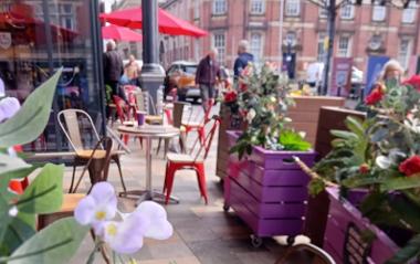 Outdoor seating at Cherry Pie